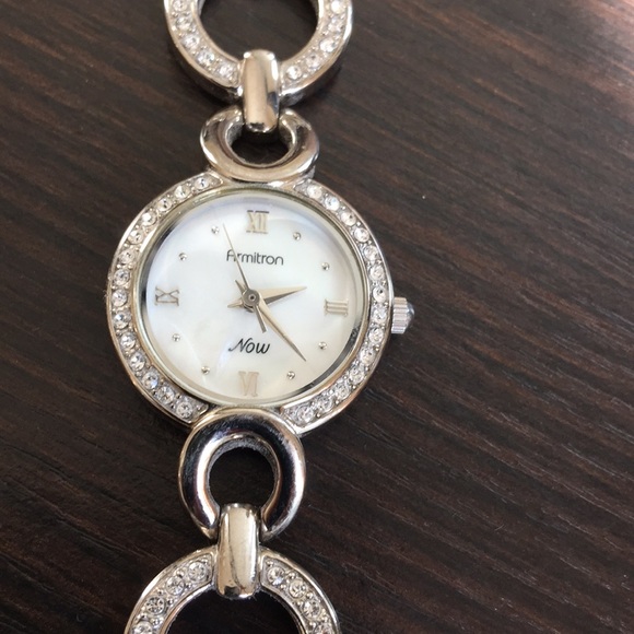 Armitron Now crystal - Picture 4 of 8